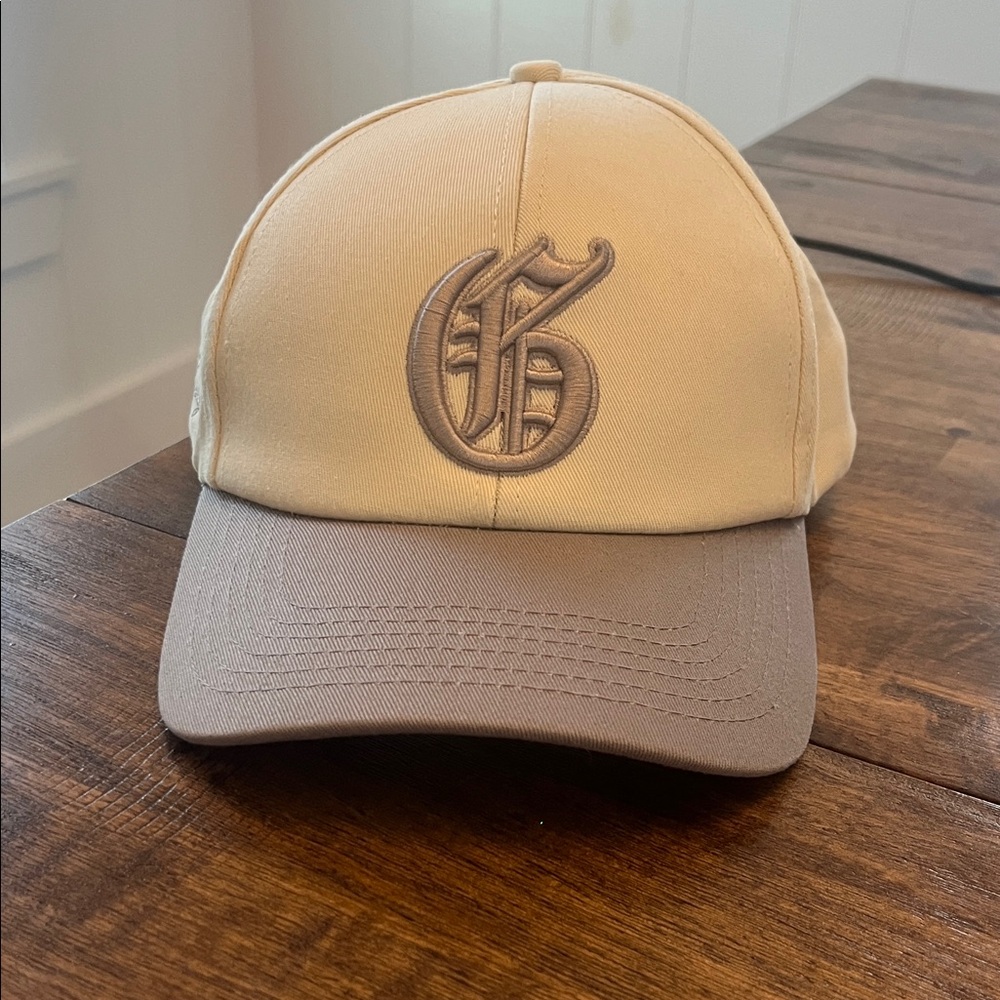 Greyson Gothic G Hat - Dove